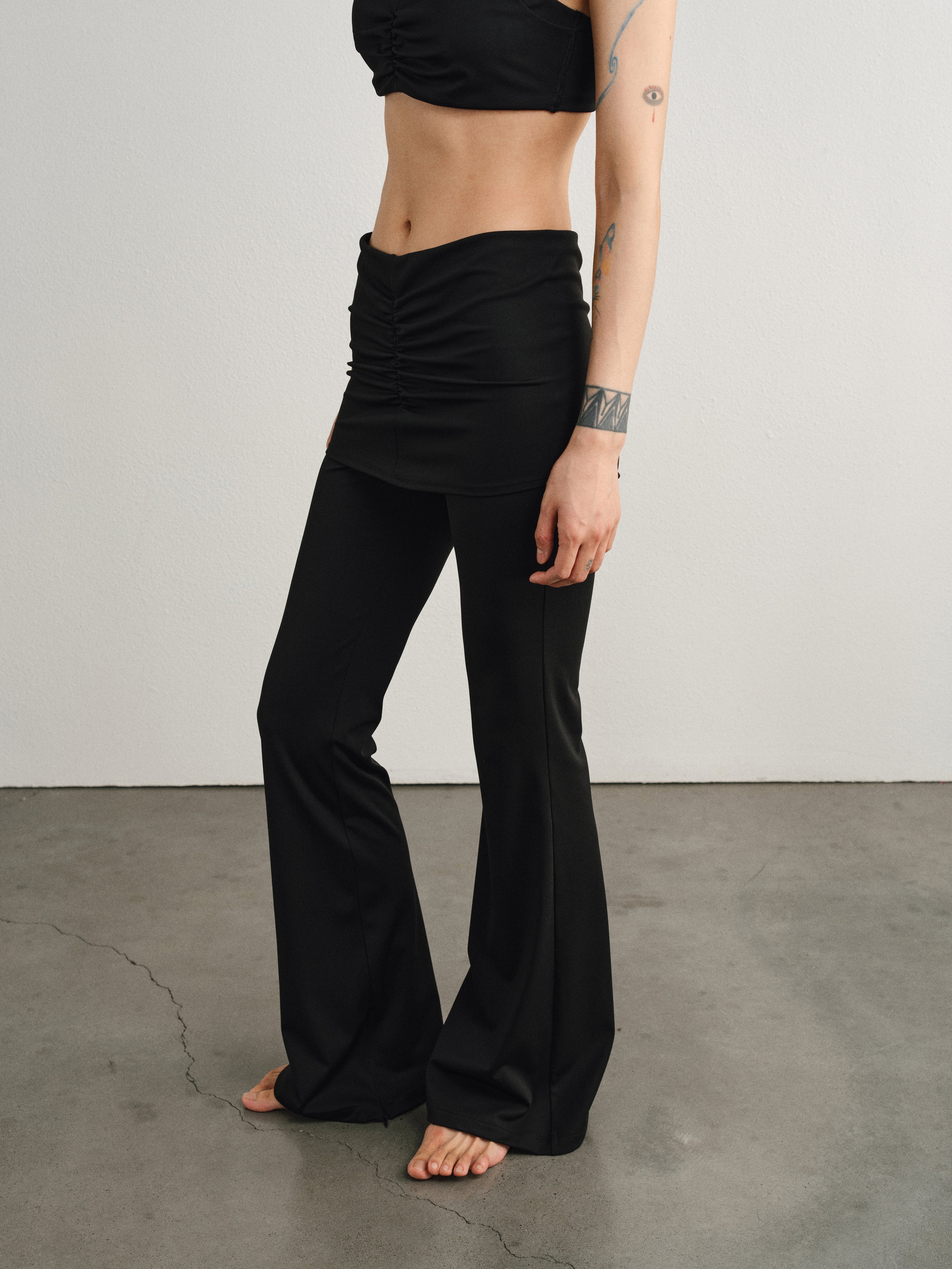 Black Fake Two-Piece Pleated Yoga Flared Pants