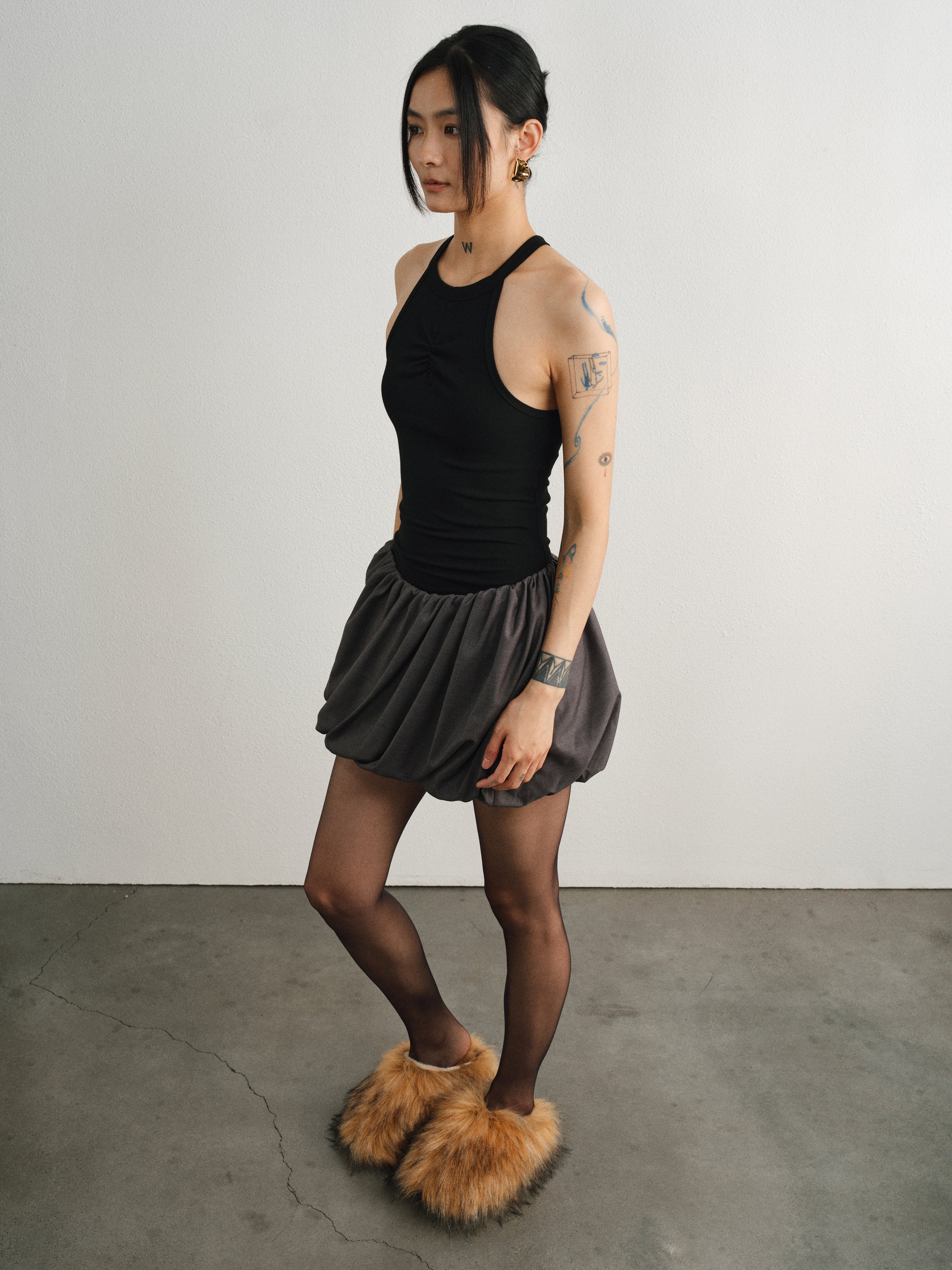 Black Ribbed Ring Neck Pleated Tank Top