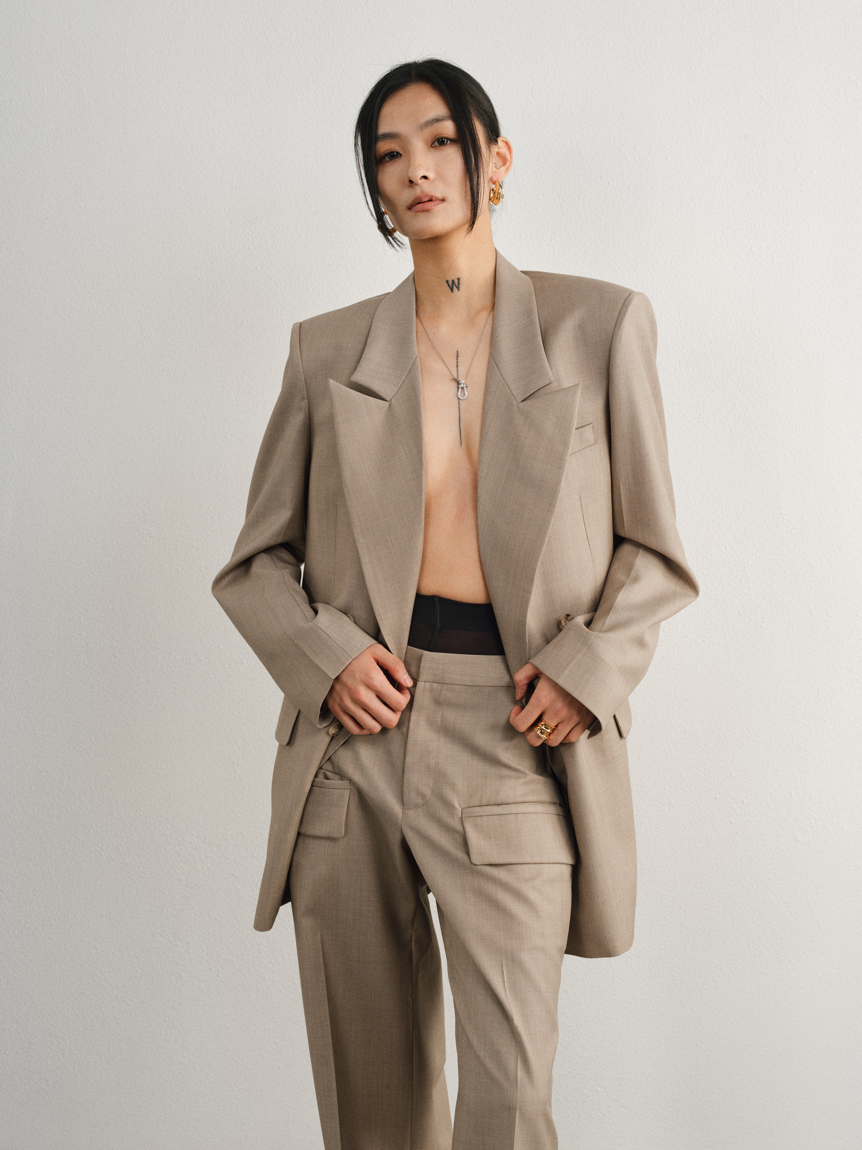 Oatmeal Old Money Style Sheep Wool Shoulder Pad Suit