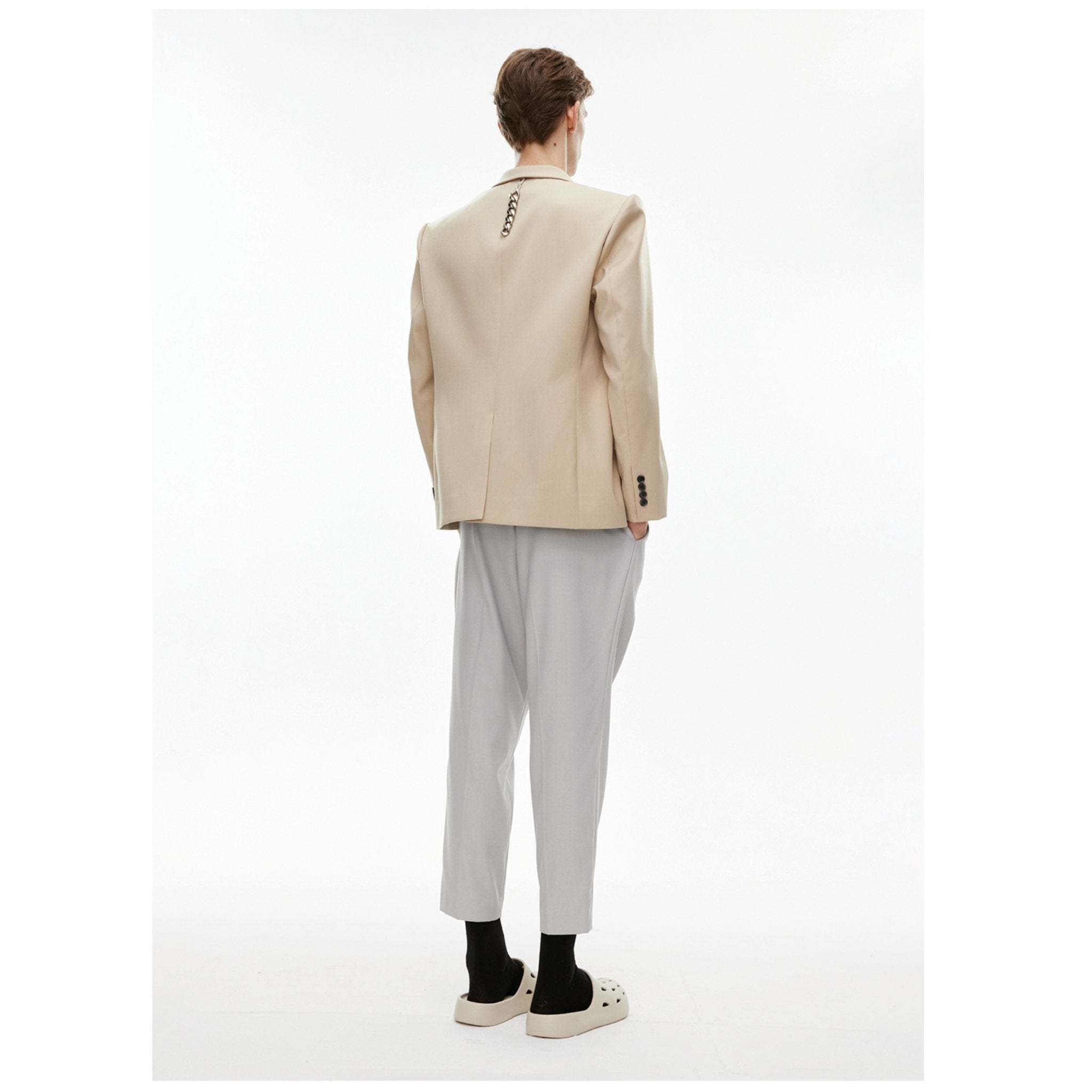 Unawares Hook Single Pleated Standard Waist Pants White | MADA IN CHINA