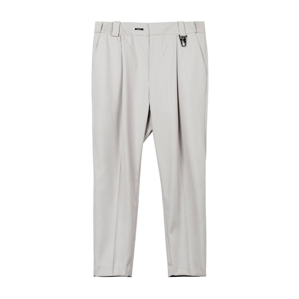 Unawares Hook Single Pleated Standard Waist Pants White | MADA IN CHINA