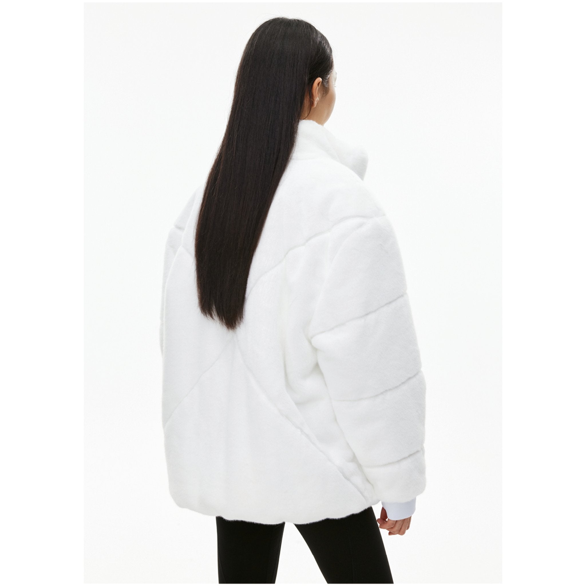 Unawares Metal Chain Mink Jacket White | MADA IN CHINA